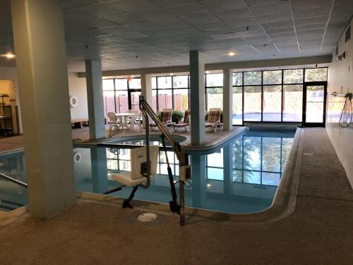 Modern Condo With Ski In & Ski Out - Silver Creek Lodge, Snowshoe - Charleston, WV
