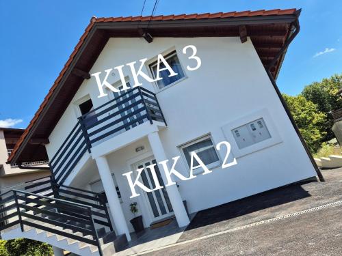 Kika apartmani-FREE PARKING- 7 km od centra Room Type - Three-Bedroom Apartment with View Kika apartmani-FREE PARKING- 7 km od centra Room Type - Three-Bedroom Apartment with View