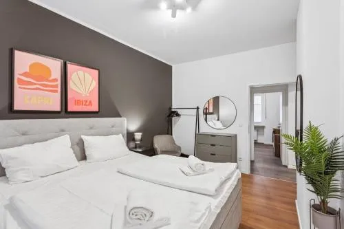 SHINY HOMES - Urban Chic Apartment near City Center in Bielefeld, Deutschland
