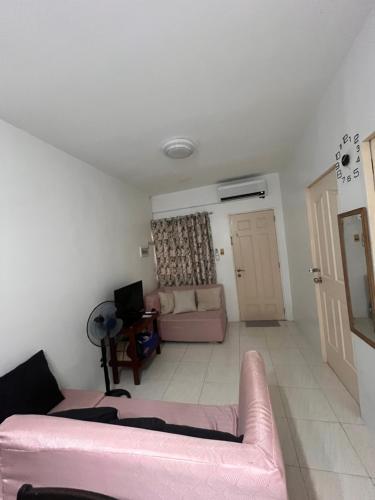 Epie's Crib in Catalunan Pequeno