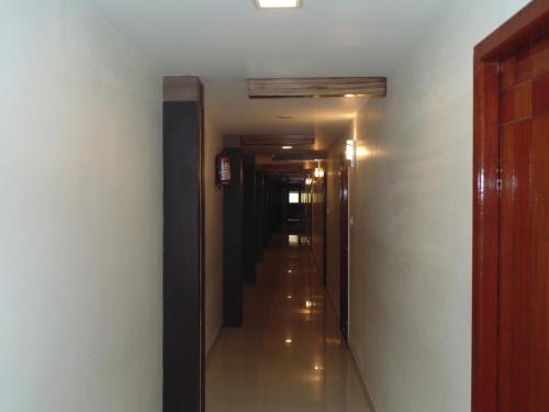 斯里哈瑞公寓 (Sri Hari Residency) in 甘吉布勒姆