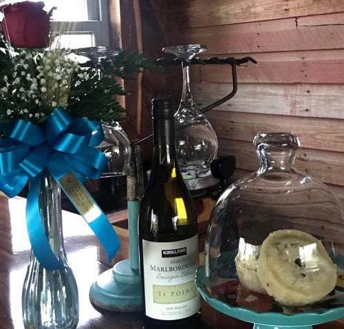 Secluded Log Cabin with Amazing Views in Tishomingo, Oklahoma in Tishomingo