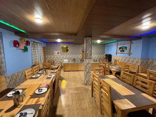 Guruchhaya hotel and cottages in Manali