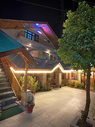 Guruchhaya hotel and cottages in Manali