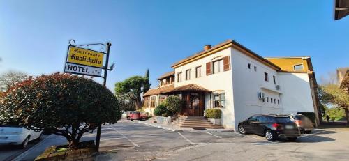 Hotel Il Rustichello - 숙소 외관