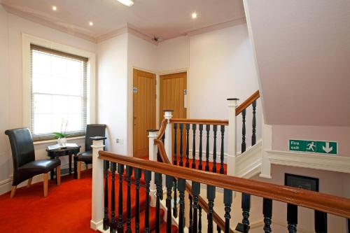 Castle Hotel - image 7