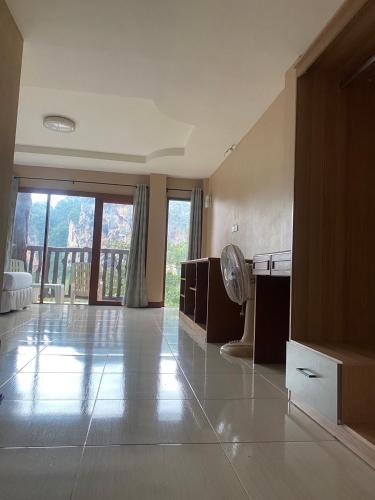 Garden View Resort Tonsai in Ton Sai