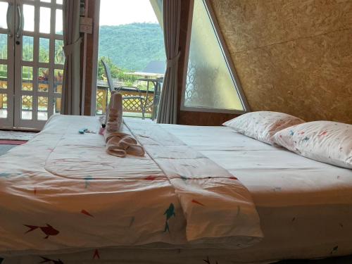 The mountain deer view lodge & Hershey in Ban Mung