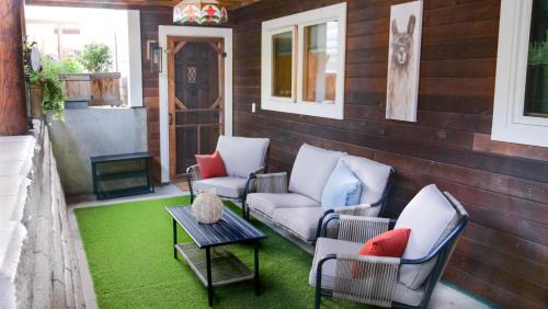 บริการและสิ่งอำนวยความสะดวก, Lay Back Lodge in คิมเบอร์เลย์ (BC)