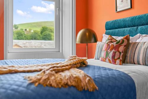 4 Bedroom Apartment - Town Centre-by Holiday Homes - Galashiels