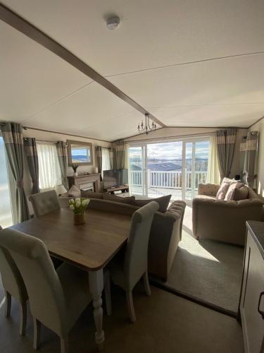 Wemyss Bay Beaumont Elite in Wemyss Bay