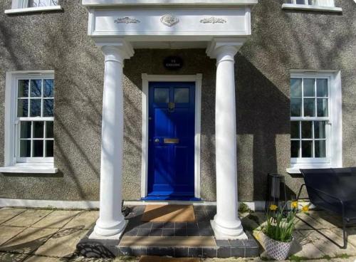 Home in Pontardawe in Pontardawe