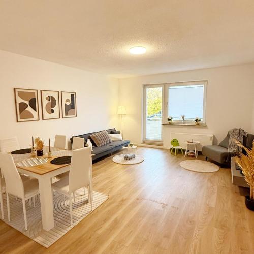 Wohlfühl-Apartment mit großem Balkon, Netflix & Games (Wohlfuhl-Apartment mit großem Balkon, Netflix & Games) in Barsinghausen