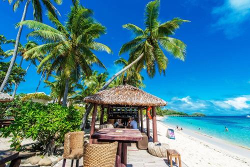 Bar/ Salón, Mana Island Resort & Spa - Fiji in Mamanuca Islands