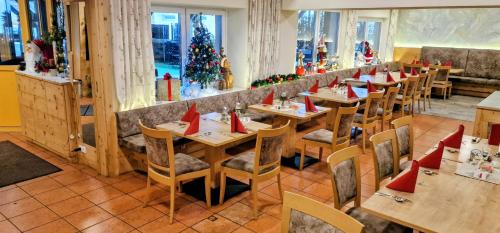 餐廳, Gasthaus - Pension Kärntnerhof (Gasthaus - Pension Karntnerhof) in 濱湖法克