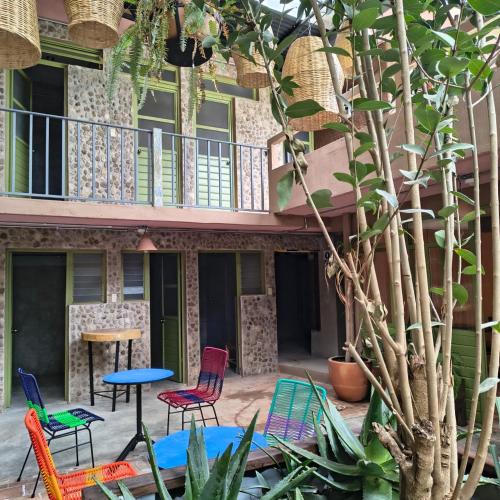 Ducha, Xelva Hostel & Travel community in San Cristóbal de Las Casas