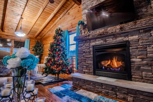 客房, Ascension Cabin - hot tub, fire pit, babbling brook in 薩默斯維爾