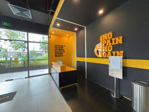 Fitness center, Lang Retreat Apartment - Resort Pool & Elite Gym in Phuoc Kien