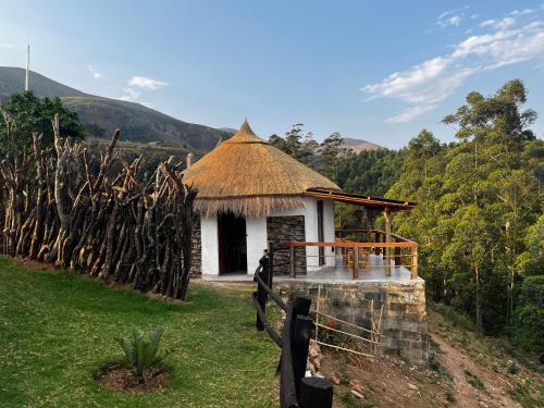 Exterior view of Mountain Aloe Den