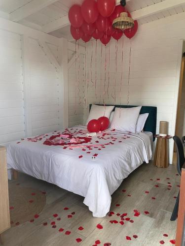 Chambre et Bungalow confort vue piscine in Baie-Mahault