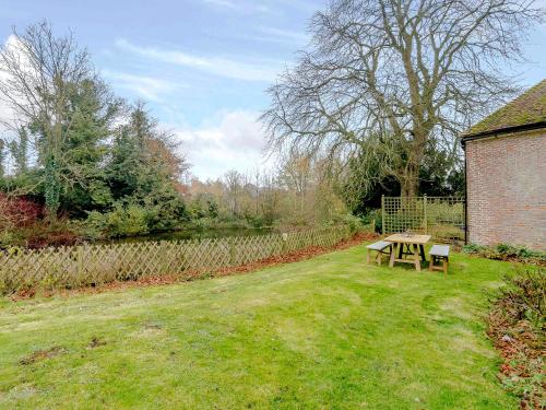 Garden, Moorhen Cottage in Hollingbourne