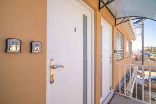 נוף, SunJoy Gateway Lux 2 bedroom House by PH in קרולינה