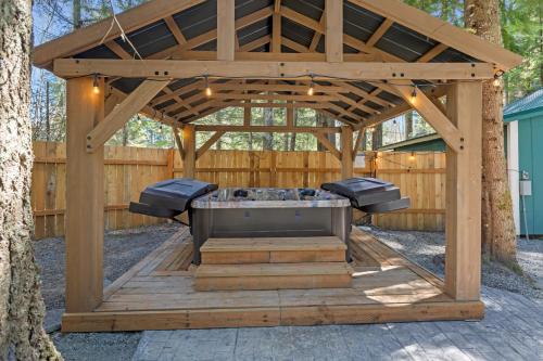 Pezsgőfürdő, The Green House- 8 mins to Mt Rainier National Park in Ashford (WA)
