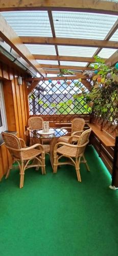 4 Bett Ferienwohnung Weintraube in เวสเทอร์บูร์ก