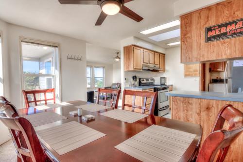 Starboard Cottage in Bayshore (OR)