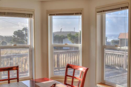 Starboard Cottage in Bayshore (OR)