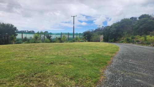 Paradise HQ Pukenui in Pukenui