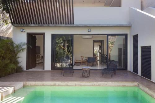 Increíble Villa 2 piscinas 4hab hasta 14 personas in Tulum, Mexico