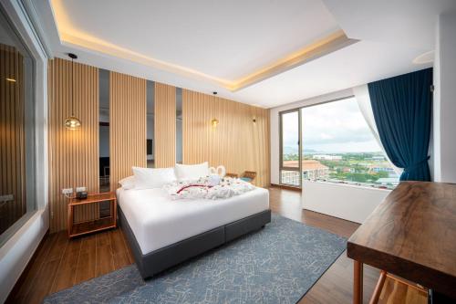 room detail thumbnail 0