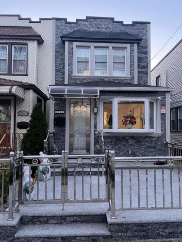 Vista exterior, Amazing private single family house in Queens