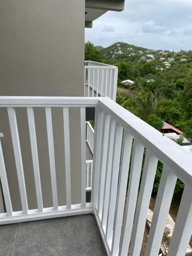 Anne's Emerald Tranquility Villas in ลาบอรี