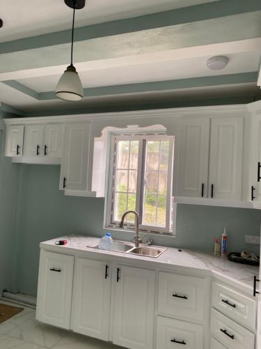 Anne's Emerald Tranquility Villas in ลาบอรี