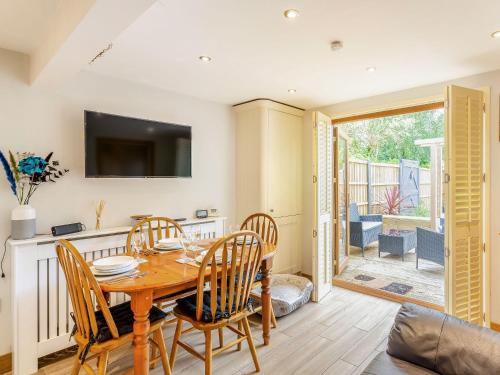 Létesítmények, Church View in Howden