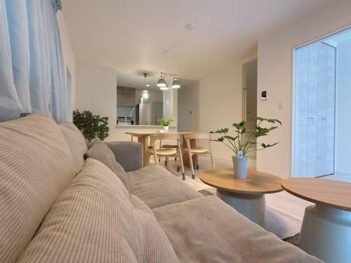 SAN MI 1 Tenka Chaya Nanba Minami