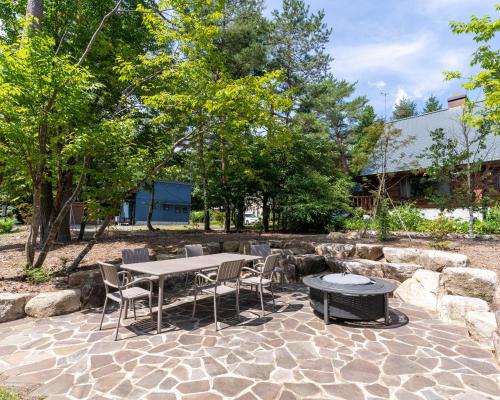 Base 47 Hakuba by Jade Group