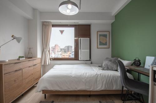 CraftFlat Komagome 507, a compact studio at excellent location