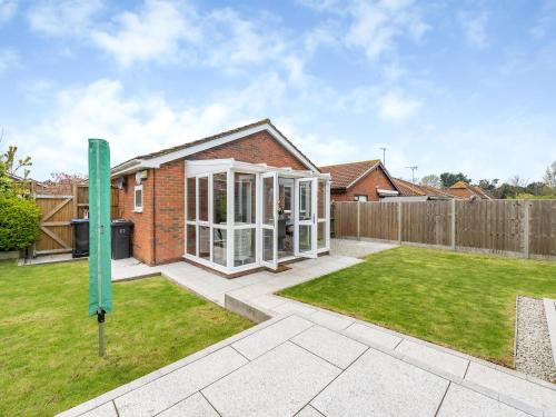 Garden, The Beach Bungalow in Herne Bay