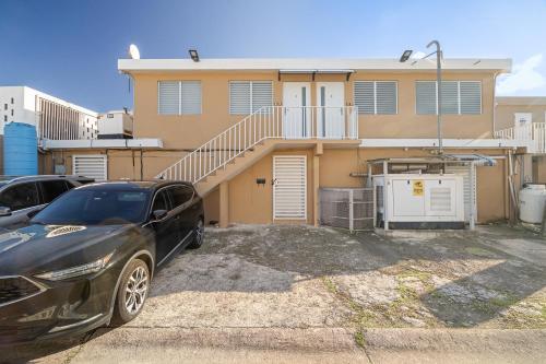 Buitenkant, 2bedroom Lux house Isla Verde with Private Patio by PH in Carolina