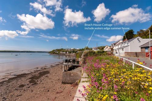 Strand, Beach House Cottage - Milford Haven in Milford Haven