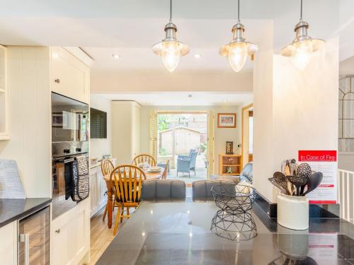 Konyha, Church View in Howden