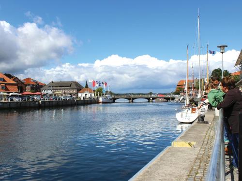 Šalia esančios lankytinos vietos, Ostseehaus Oe in Sierksdorf