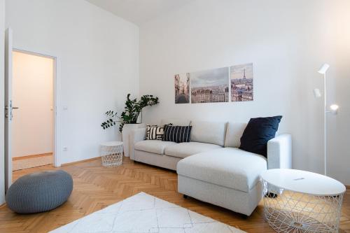 Marschallgasse Top 5 in Graz Train Station