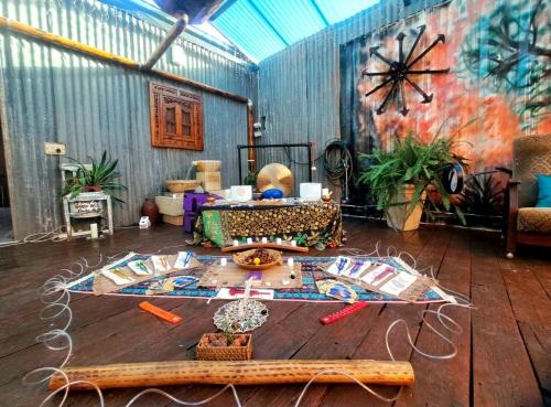 One Life Live It Farm Stay Retro Vanstay - Wentworth