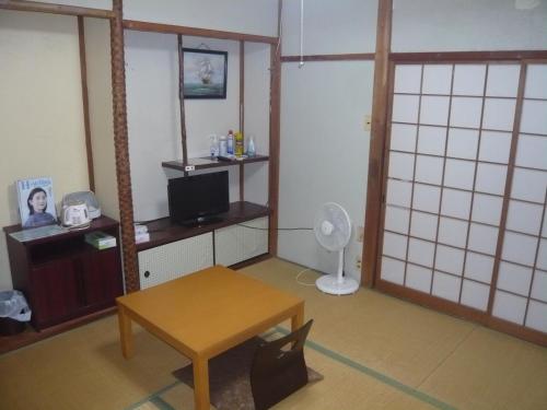 Youth Hostel WANIHAMA-Beach side Lake BIWA