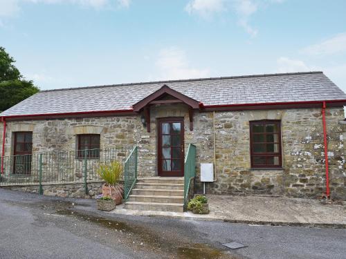 The Cottage - Osd - Ffynone Wood