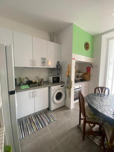 Quarto no Apartamento Pombal Lisboa 5